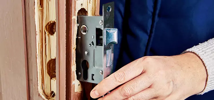 Garage Door Lock Replacement Topeka
